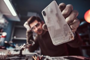iPhone screen repair